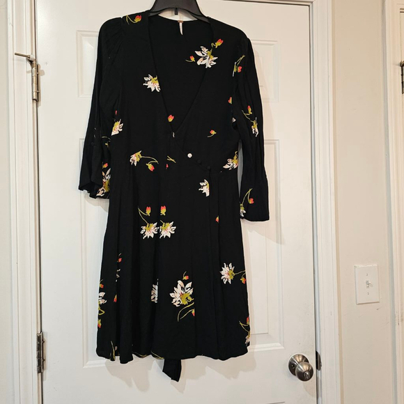 Free People Dresses & Skirts - Free People Time on My side wrap dress size large one button has flaw Fairycore